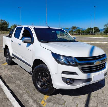 CHEVROLET S10 2.5 ADVANTAGE 4X2 CD 16V FLEX 4P MANUAL CHEVROLET S10 2.5 ADVANTAGE 4X2 CD 16V FLEX 4P MANUAL